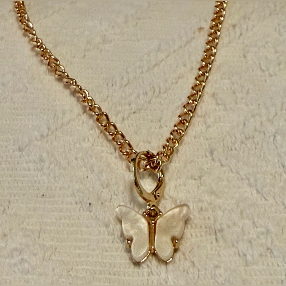 Necklace - 16-18” gold tone w/pearlized butterfly pendant. New. BOGO offer ⬇️ - Picture 5 of 10